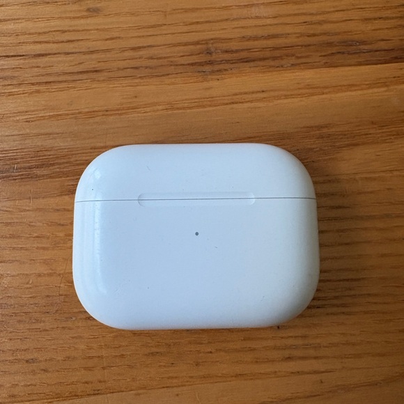 AirPods Pro - Picture 2 of 3
